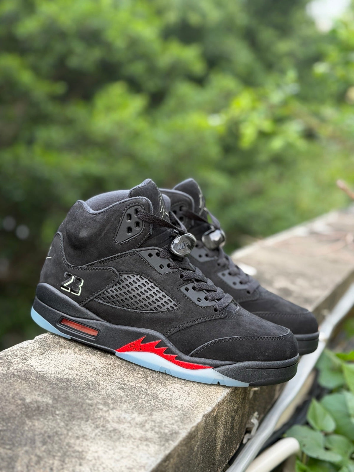 🎃 Spooky Season Must-Have! Air Jordan 5 Retro Halloween Mid-Top Basketball Sneakers