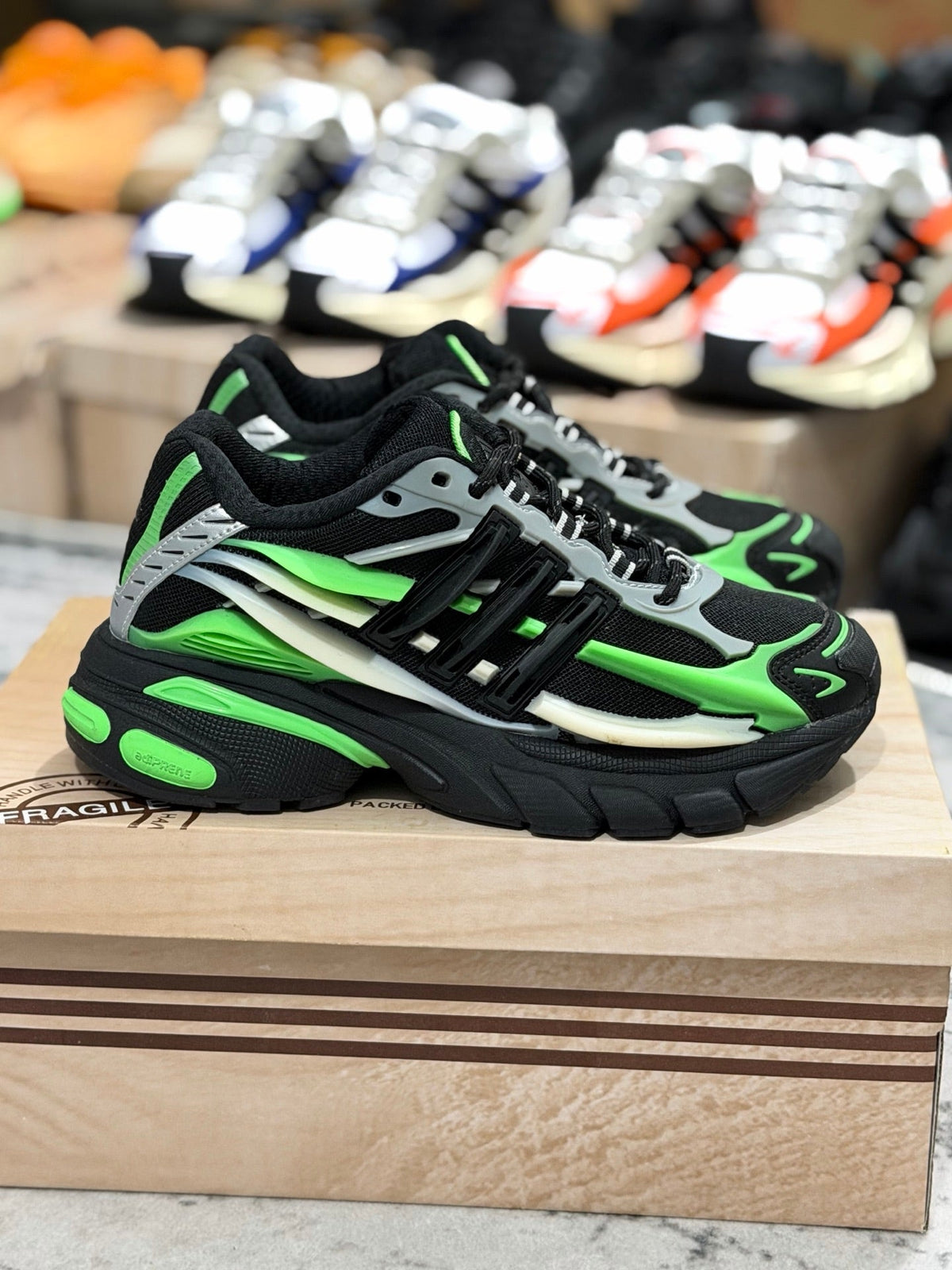 🌟 Celebrity Style: Pharrell x Adidas Adistar Jellyfish Chunky Fashion Sneakers