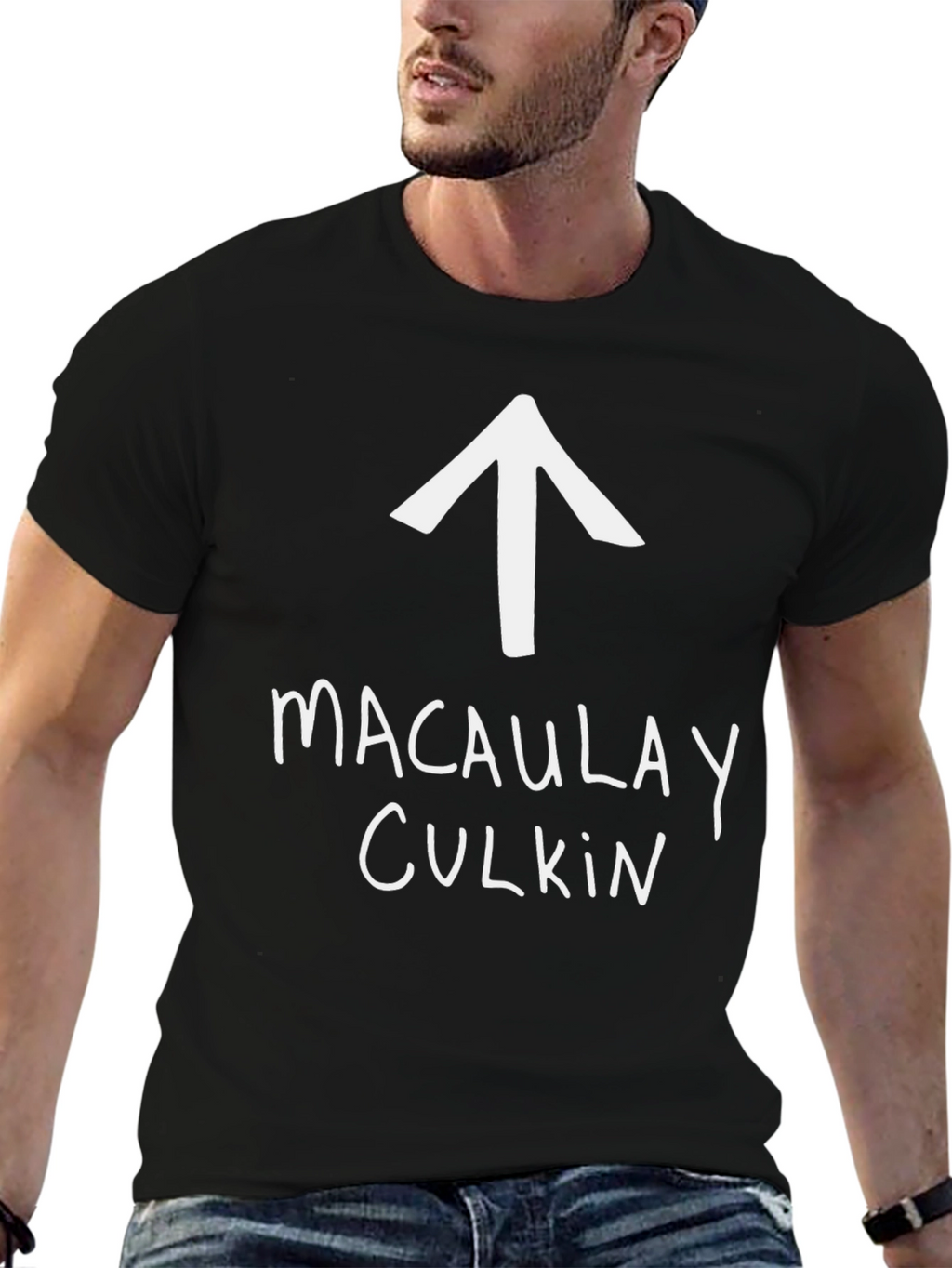Macaulay Culkin Pointing Arrow T-Shirt
