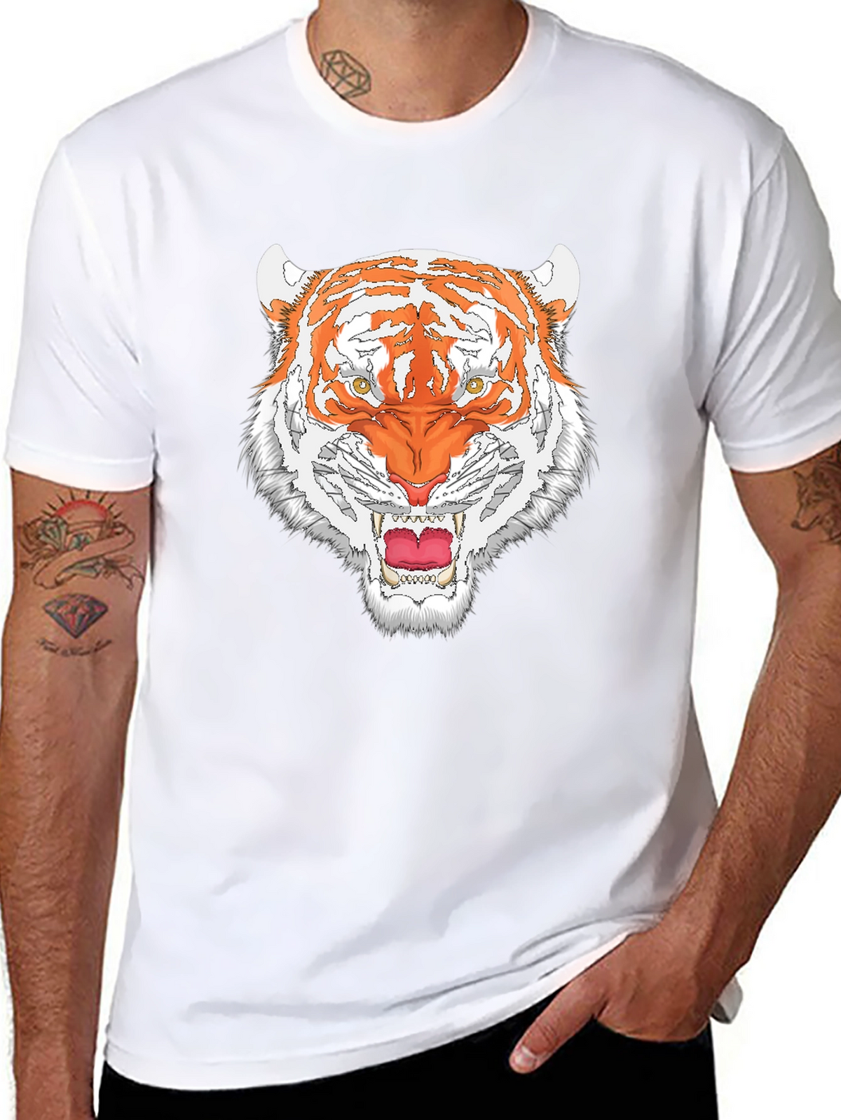 Bold Tiger Graphic Tee - Black