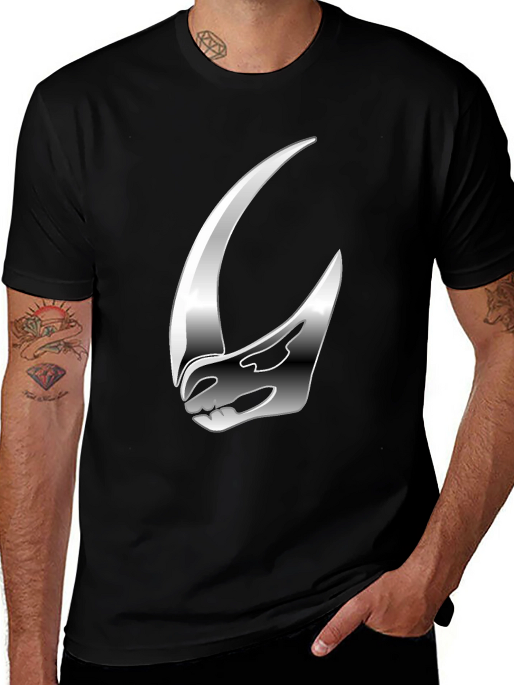 Stylish Silver Helmet Graphic Tee