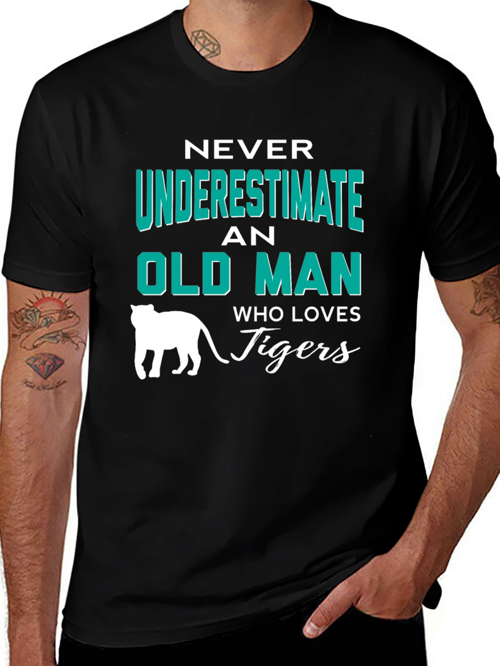 Never Underestimate an Old Man Who Loves Tigers T-Shirt