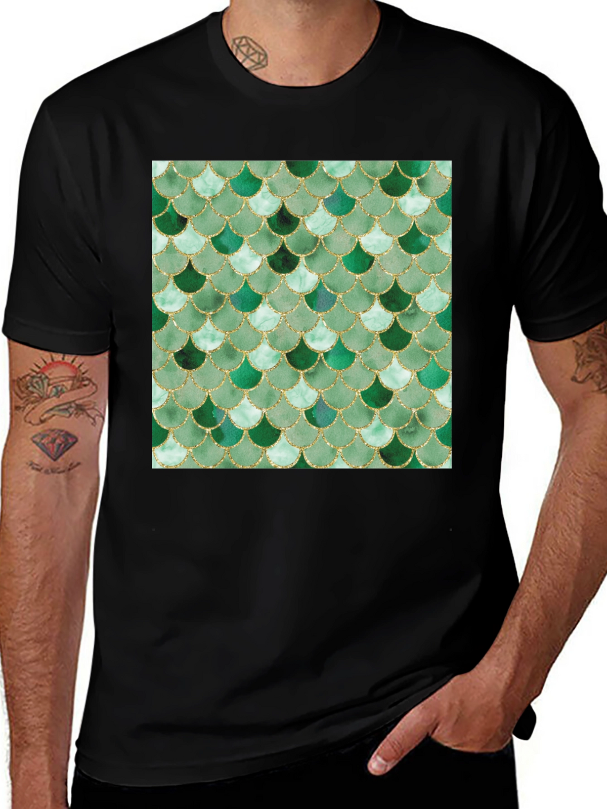 Green Scale Print Black T-Shirt - Stylish Casual Wear